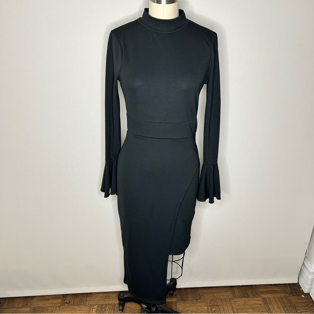 NWOT Venus Bodycon Dress